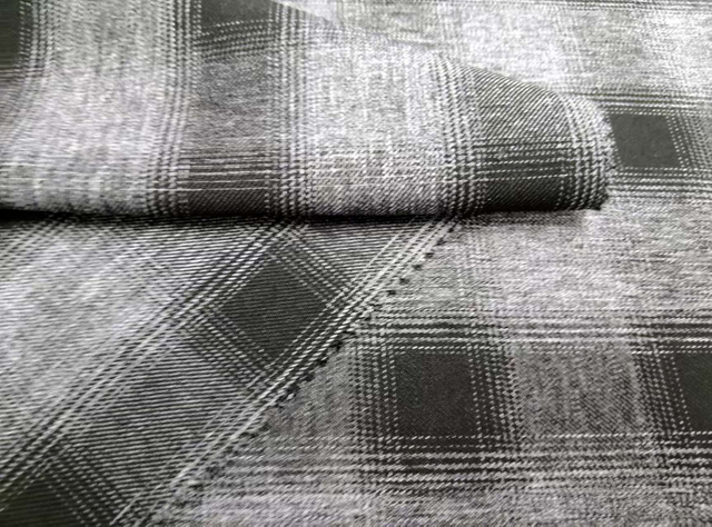 Yarn dyed Cationic Black and white Large Check polyester fabric