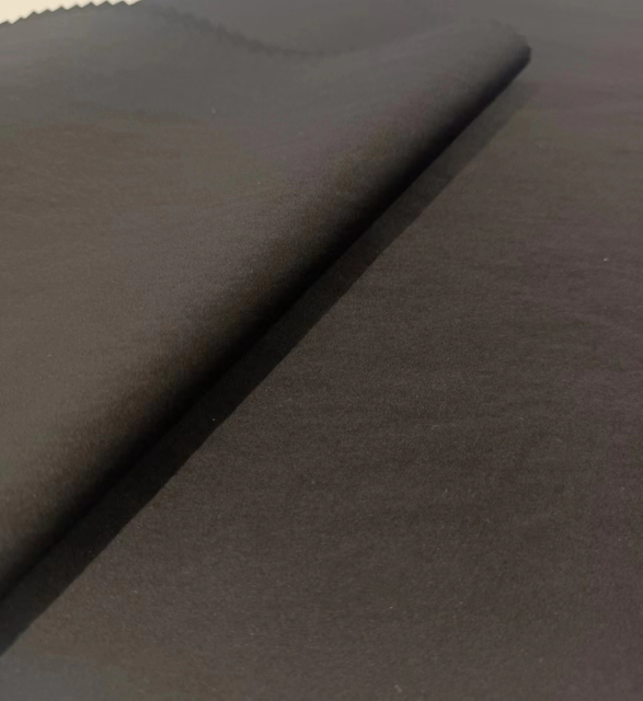 Belended polyester fabric with nylon