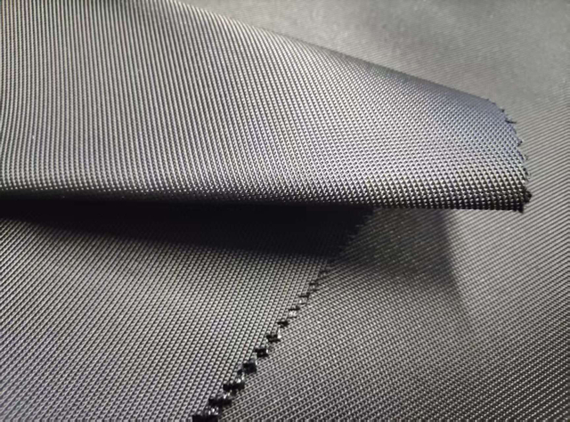 400D filament with single line twill polyester fabric