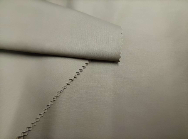 Wrinkle Resistant Elastic Twill cotton fabric