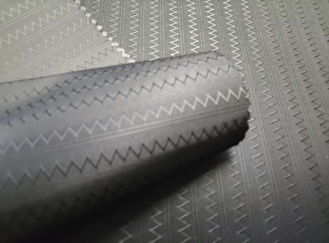 400D filament with horizontal wide spaced toothed pattern polyester fabric