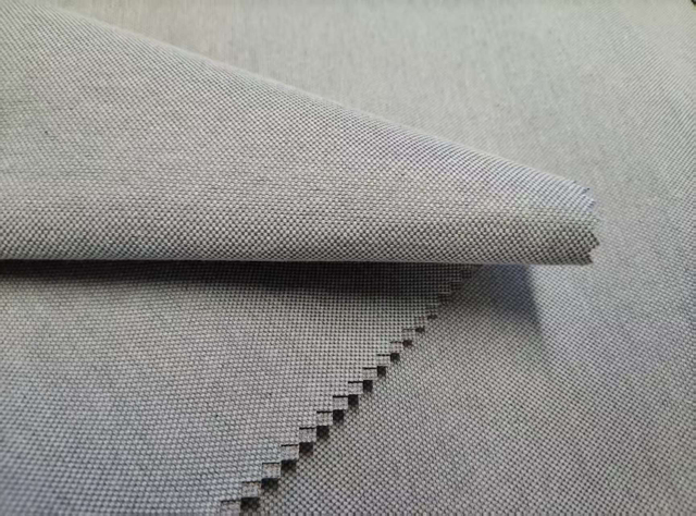 80/20 plain weave single dyeing polyester fabric